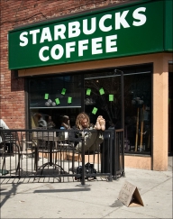 Profit peste estimări pentru Starbucks