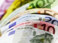 Statul a luat 800 de milioane de euro pentru pensii şi salarii. Dobânda: 5,25%