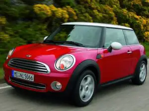 Mini Cooper vrea să crească mare