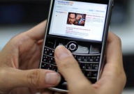 Unul din trei români va accesa netul de pe telefonul mobil în 2010