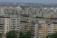 Indicele imobiliare.ro: Apartamentele s-au ieftinit cu 33%, în ultimul an, în marile oraşe
