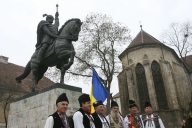 Guvernul alocă 400.000 lei pentru sărbătorirea Zilei Naţionale la Alba Iulia