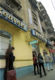 Cu afacerile în scădere, Kenvelo adoptă o nouă strategie