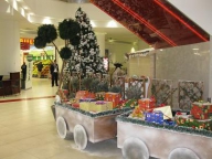 Mall-urile au investit sute de mii de euro în atmosfera de Crăciun şi aşteaptă de la Moş dublarea vânzărilor
