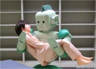 DOSAR CAPITAL.RO: Roboţii ne vor creşte copiii şi ne vor ţine de urât la bătrâneţe