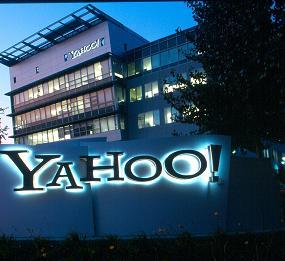 Yahoo şi-a revizuit în sens negativ estimările privind veniturile