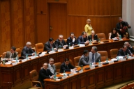 Parlamentul începe dezbaterea pe buget la 11 ianuarie