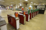 Automate touch screen de vândut cartele la metrou