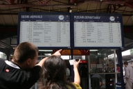 Primele automate de bilete de tren