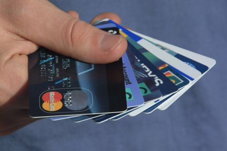 Un american a primit acelaşi card de credit de 2.000 de ori!