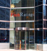 Fitch a îmbunătăţit perspectiva ratingurilor pentru patru bănci româneşti