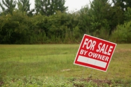 Valoarea tranzacţiilor cu terenuri a scăzut cu 90% faţă de 2008