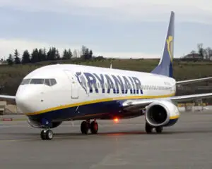 Ryanair, creştere de 20% a profitului în primul trimestru