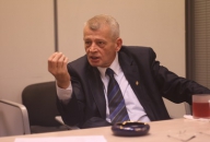 Oprescu: „Dacă asfaltăm în ritmul acesta, vom termina de astupat gropile în anul 2017”