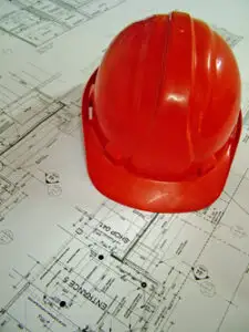 INS: numărul autorizaţiilor de construire a crescut cu 28,4% în primul semestru