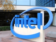 Intel rămâne cel mai mare producător de cipuri pentru al 18-lea an consecutiv