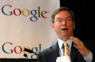 Eric Schmidt: „Google are inamici, guvernele ne supraveghează”