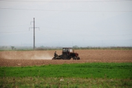 Ministrul Agriculturii propune reducerea accizei la motorina folosită de fermieri