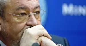 GIP: Vlădescu a primit contracte de 500.000 euro din bani publici
