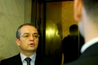 Boc vrea eliminarea comisionului de rambursare anticipată