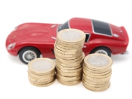 Guvernul anunţă până în iunie dacă schimbă taxa auto