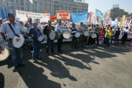 Sindicaliştii decid marţi dacă bugetarii încep protestele