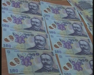 BNR a descoperit anul trecut cu 50% mai multe bancnote false în lei şi valută faţă de 2008