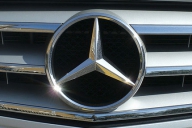 Veniturile Daimler au crescut cu 28%, susţinute de marca de lux Mercedes