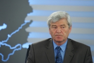 Tabără: Tratatul de aderare la UE n-ar trebui considerat “bătut în cuie”