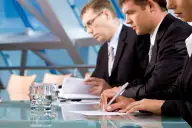 Ca PFA, nu mai trebuie să munceşti 90 de ani ca să iei pensie completă