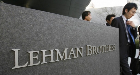 Se întâmplă la doi ani de la căderea Lehman Brothers: băncile câştigă la fel de mult ca înainte de criză