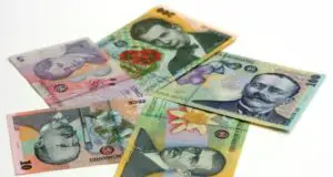 Cursul a depăşit 4,28 lei/euro după primele tranzacţii