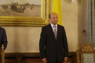 Cei şase miniştri au depus jurământul în faţa preşedintelui Băsescu