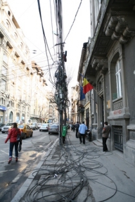 Românii fură cablurile Romtelecom