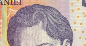 Ce vrea să facă statul: salarii mai mari, dar concedieri mai multe