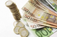 Cursul a urcat aproape de 4,26 lei/euro