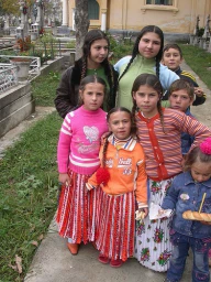 Premieră franceză: departamentul Rhone îi va integra pe romi … în România