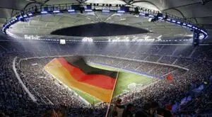 Clubul de fotbal Hamburg SV le face fanilor înrăiţi un…cimitir!