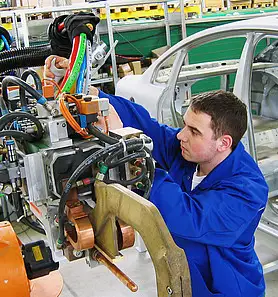 Leoni a detronat Valeo în topul producătorilor europeni de echipamente electrice auto