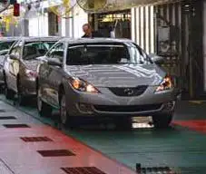 Toyota nu a reuşit sa depăşească General Motors la vânzări în trimestrul al treilea