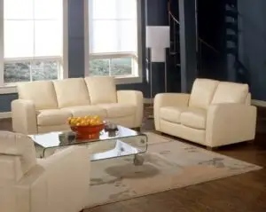 Class a inaugurat primul magazin Natuzzi din România
