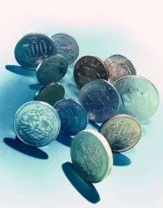 Principala bancă a Chinei a trecut la achiziţii externe