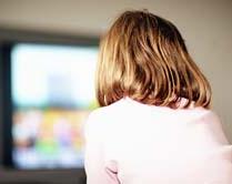 Televizorul stăpâneşte în camera copilului român