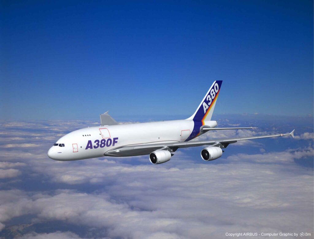 Airbus vrea să livreze anul acesta 13 unităţi A380