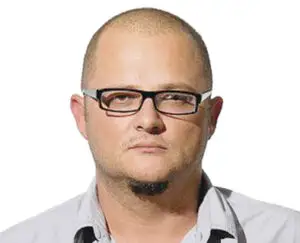Cine vrea închiderea Oltchim?