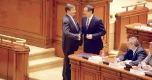 Excesele politicienilor nu fac casă bună cu economia