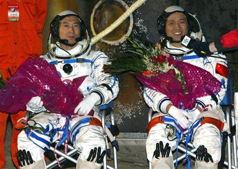 China va trimite primii astronauţi în spaţiu