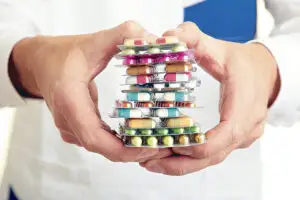 Noua taxă clawback, un măr pe jumătate otrăvit pentru industrie