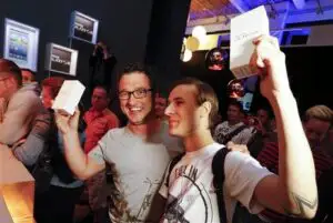 Justiția americană ridică interdicția de vânzare a smartphone-urilor Samsung