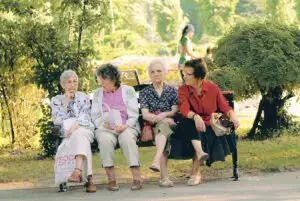De ce își doresc românii să îmbătrânească